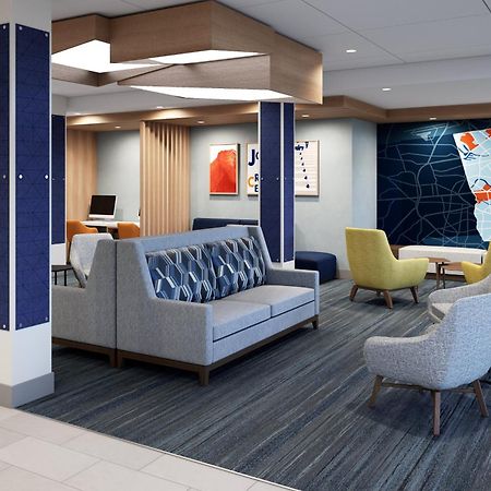 Holiday Inn Express & Suites - Hollister By Ihg Exterior foto