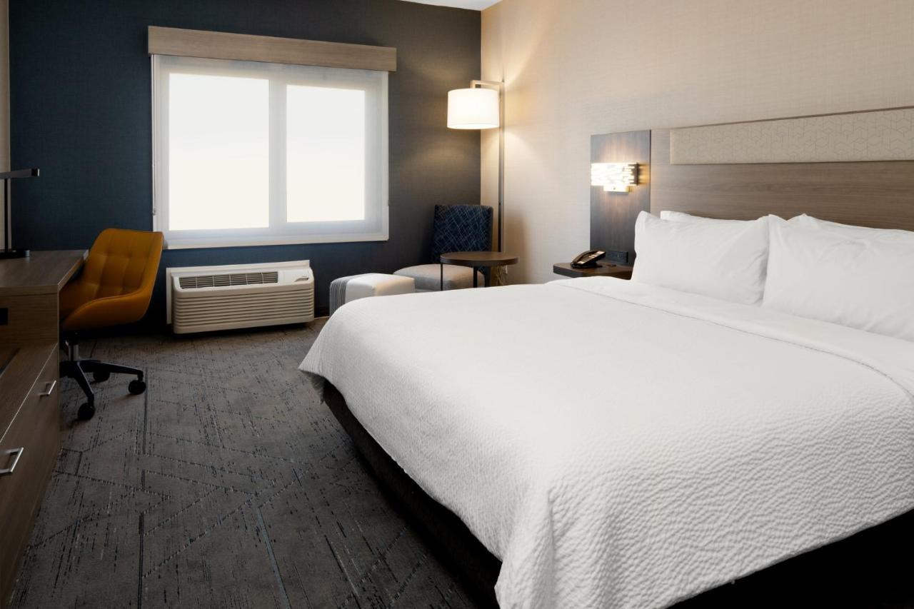 Holiday Inn Express & Suites - Hollister By Ihg Exterior foto